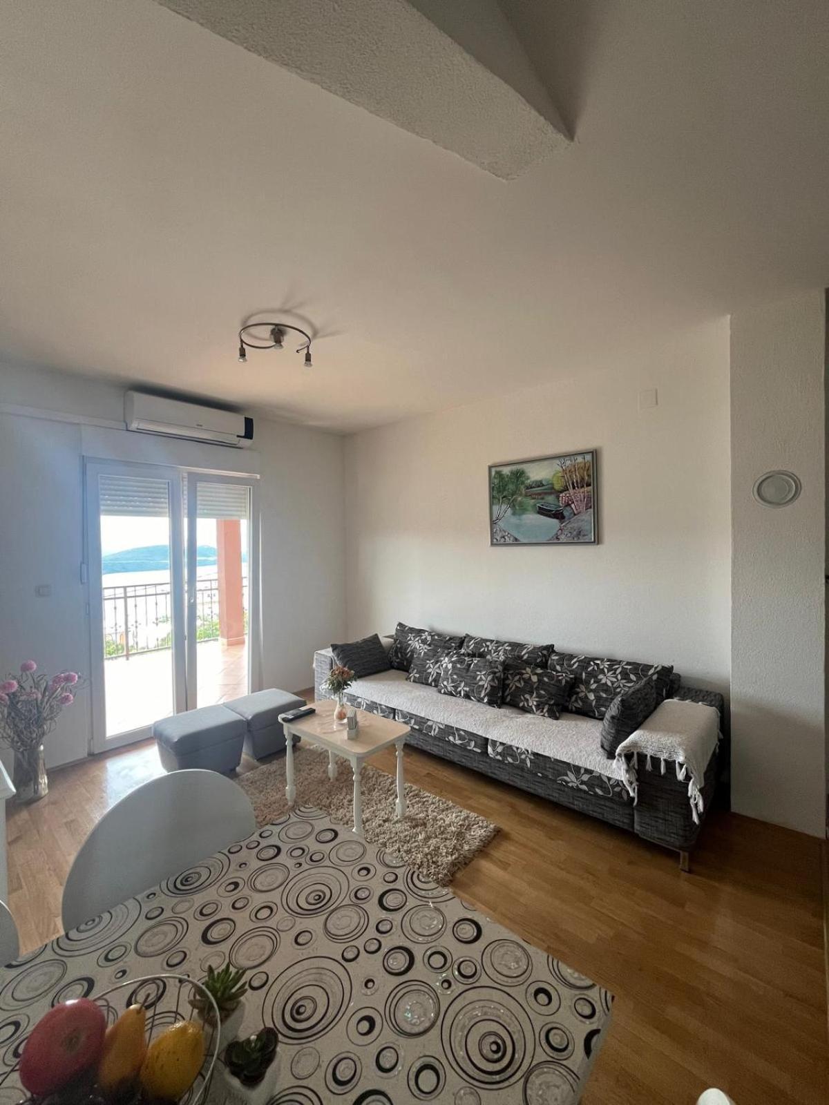 Apartmani Markic ネウム エクステリア 写真