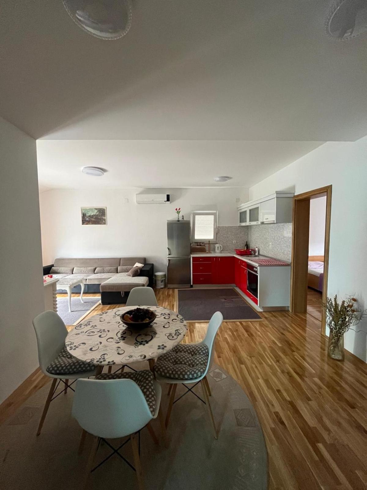 Apartmani Markic ネウム エクステリア 写真